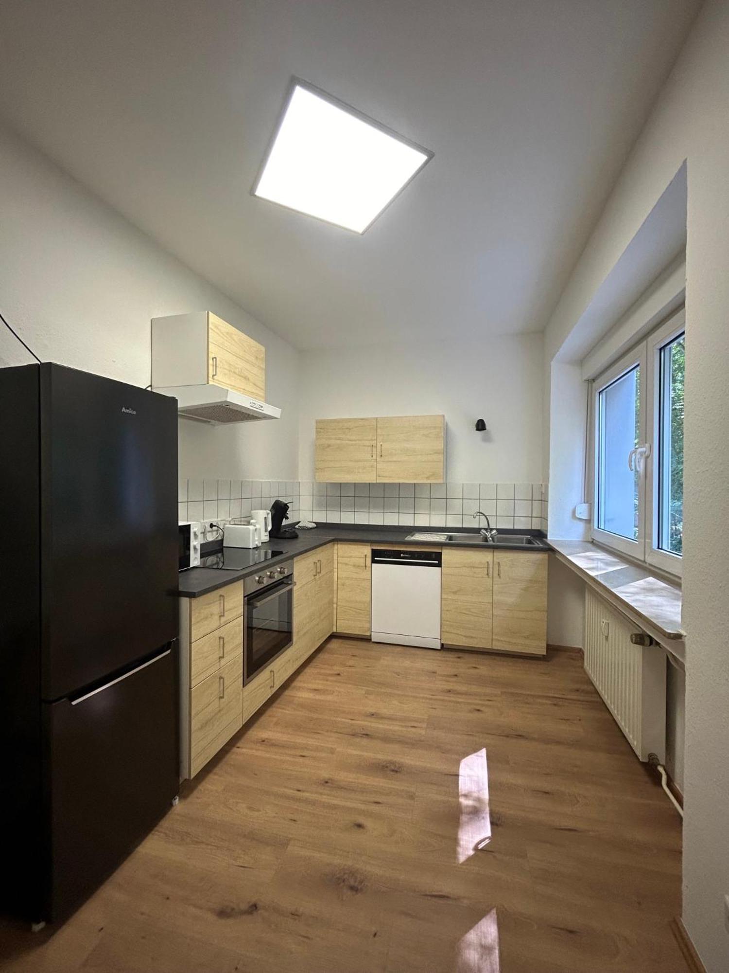 Gemuetliche Ferienwohnung - Voll Ausgestattet, Zentral Aber Ruhig ! Wuppertal Eksteriør billede