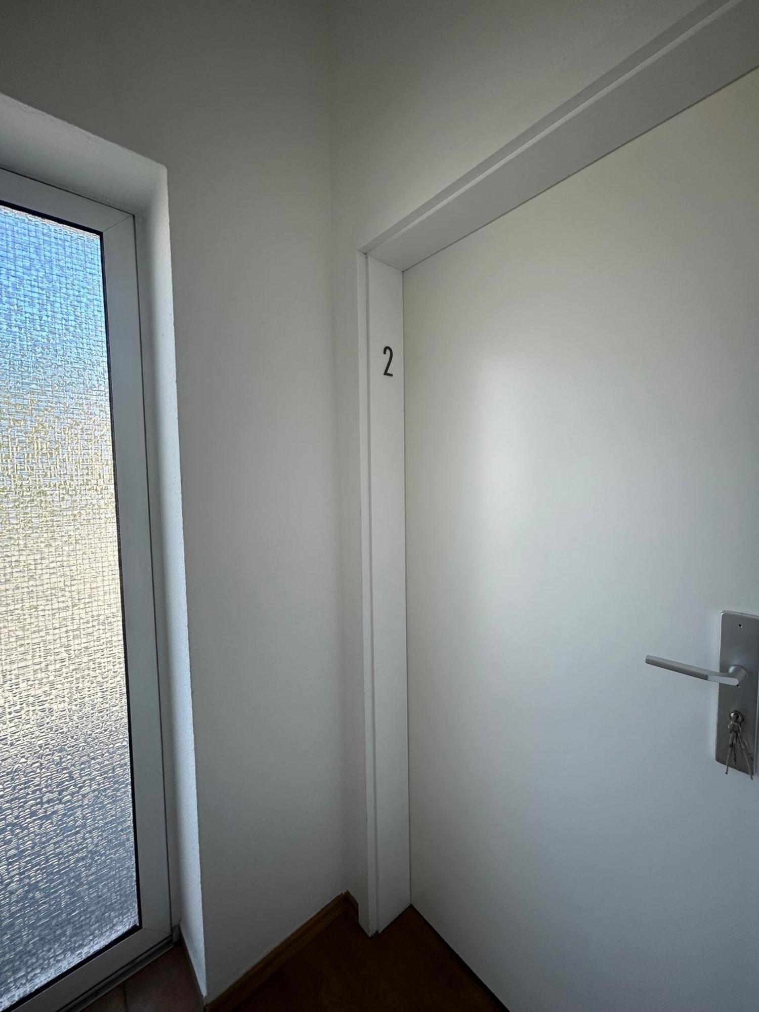 Gemuetliche Ferienwohnung - Voll Ausgestattet, Zentral Aber Ruhig ! Wuppertal Eksteriør billede